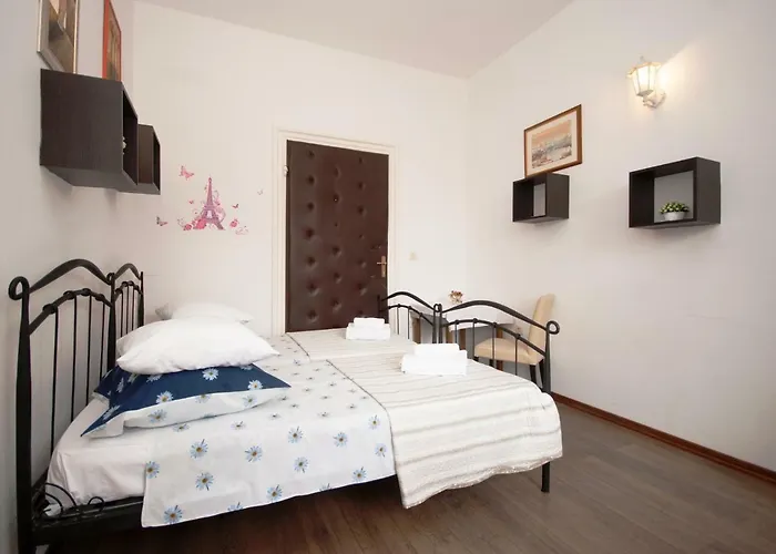 Apartments Angie